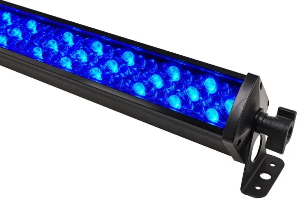 Behringer LED FLOODLIGHT BAR 240-8 RGB Behringer LED FLOODLIGHT BAR 240-8 RGB