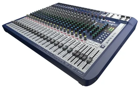 SOUNDCRAFT SIGNATURE 22