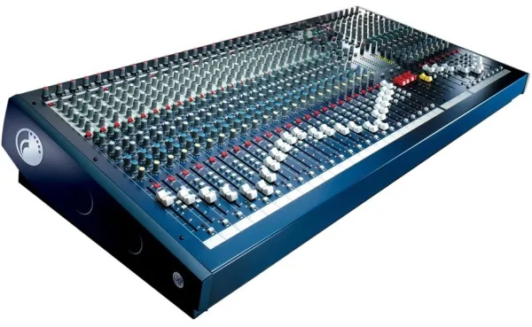 SOUNDCRAFT LX7ii-32