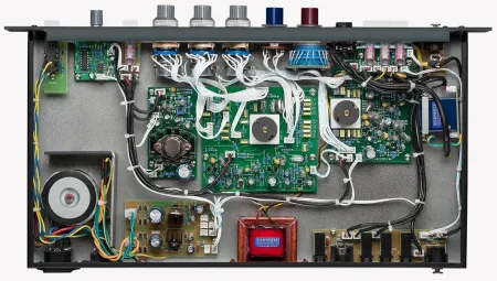 Купить WARM AUDIO WA73-EQ за 195&nbsp;290 ₽