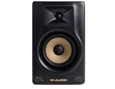 Купить M-audio Forty Sixty по выгодной цене в Екатеринбурге