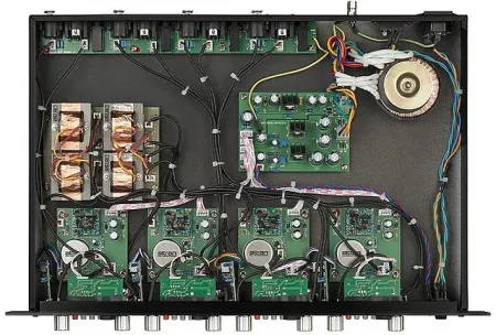 Купить WARM AUDIO WA-412 за 0 ₽