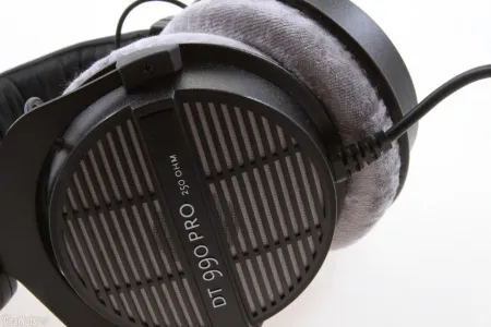 Купить BEYERDYNAMIC DT 990 PRO (80 Ohm) по выгодной цене в Екатеринбурге