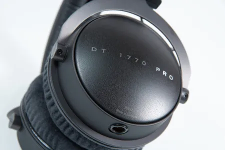 Купить BEYERDYNAMIC DT 1770 PRO по выгодной цене в Екатеринбурге