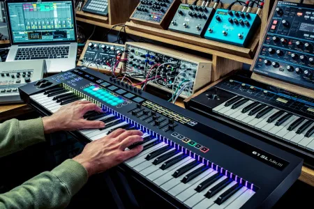 Купить Novation 61 SL MK III за 0 ₽