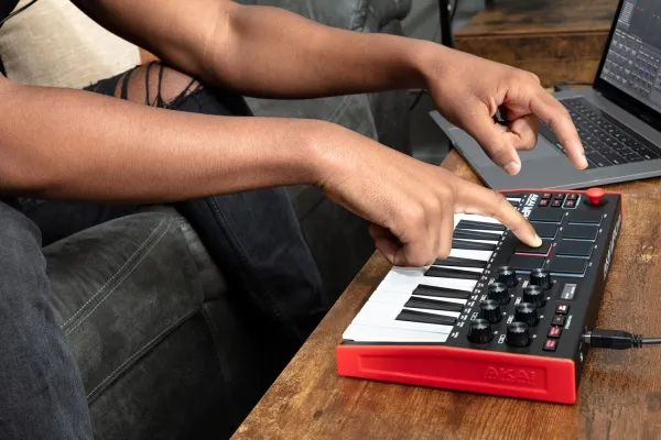 v8_CCDC_1635 v8_CCDC_1635