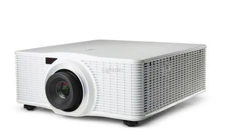 G62-white-R-persp-onwhite-jpg