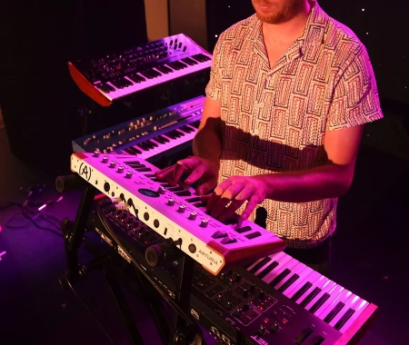 Купить Arturia AstroLab 37 White за 74&nbsp;990 ₽